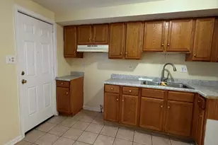 7011 S East End Ave, Chicago, IL 60649 - Photo 3
