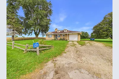 1754 Brooklyn Road, Ashton, IL 61006 - Photo 5