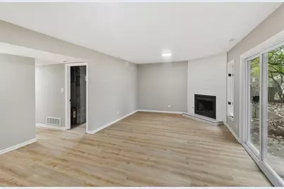 21W741 Huntington Road, Glen Ellyn, IL 60137 - Photo 13