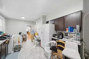6438 N Mozart St, Chicago, IL 60645 - Photo 31