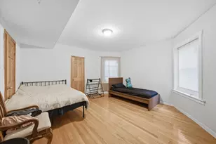 6438 N Mozart St, Chicago, IL 60645 - Photo 13