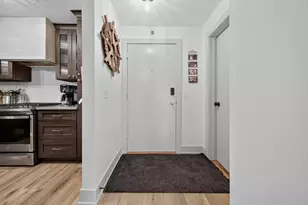 7450 N Waukegan Rd, Niles, IL 60714 - Photo 3
