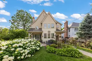 706 N Ellsworth St, Naperville, IL 60563 - Photo 45