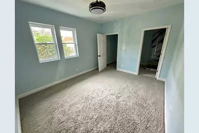10145 S Lafayette Avenue, Chicago, IL 60628 - Photo 5