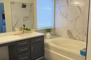 11 Eagle Ct, Streamwood, IL 60107 - Photo 13