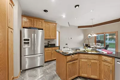 365 E Pine Meadow Court, Morris, IL 60450 - Photo 11