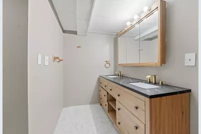 365 E Pine Meadow Court, Morris, IL 60450 - Photo 27