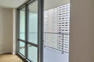 160 E Illinois St, Chicago, IL 60611 - Photo 9