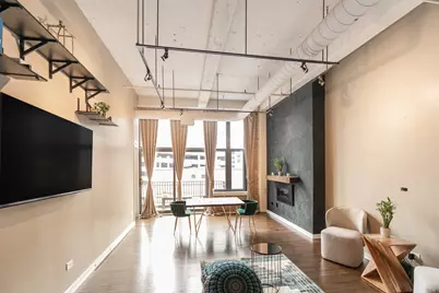 333 W Hubbard Street #605, Chicago, IL 60654 - Photo 3