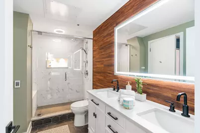 333 W Hubbard Street #605, Chicago, IL 60654 - Photo 11