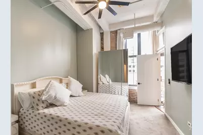 333 W Hubbard Street #605, Chicago, IL 60654 - Photo 9