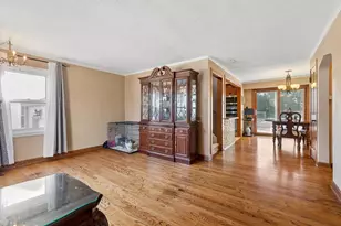 9138 Belleforte Ave, Morton Grove, IL 60053 - Photo 5
