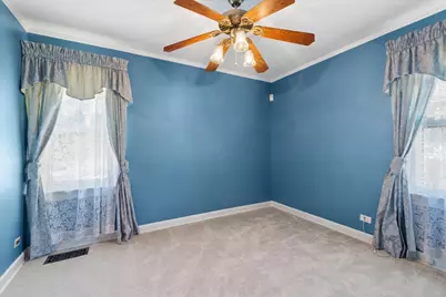 9138 Belleforte Avenue, Morton Grove, IL 60053 - Photo 21