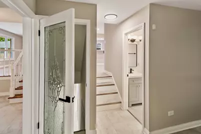 9128 S Komensky Avenue, Oak Lawn, IL 60453 - Photo 7