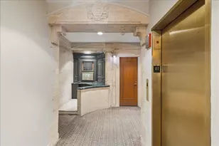 3100 N Sheridan Rd, Chicago, IL 60657 - Photo 23