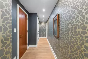 3100 N Sheridan Rd, Chicago, IL 60657 - Photo 3