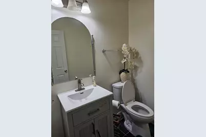 219 Charleston Avenue, Romeoville, IL 60446 - Photo 9