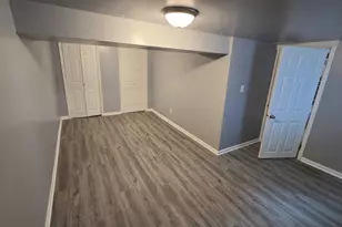 241 Warren St, Calumet City, IL 60409 - Photo 15