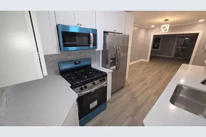 241 Warren Street, Calumet City, IL 60409 - Photo 7
