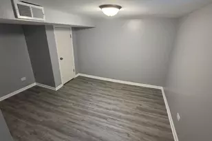 241 Warren St, Calumet City, IL 60409 - Photo 13