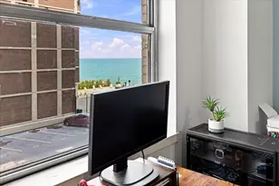 6301 N Sheridan Rd, Chicago, IL 60660 - Photo 11