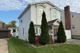 4115 Wesley Terrace, Schiller Park, IL 60176 - Photo 3