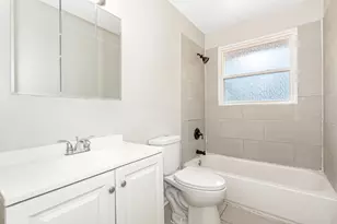 3510 Chestnut Dr, Hazel Crest, IL 60429 - Photo 13