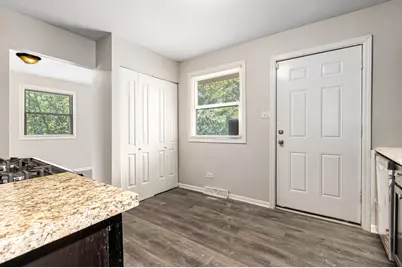 3510 Chestnut Drive, Hazel Crest, IL 60429 - Photo 7