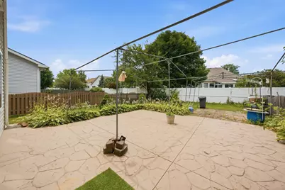 678 S Shannon Drive, Romeoville, IL 60446 - Photo 23