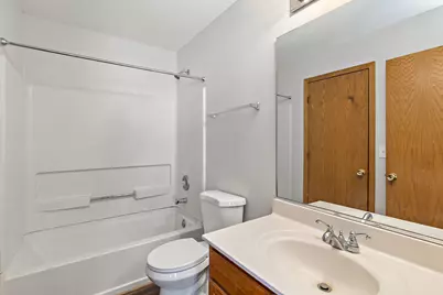 2276 Flagstone Lane, Carpentersville, IL 60110 - Photo 11
