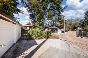 5685 N New Hampshire Ave, Chicago, IL 60631 - Photo 21