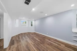 2825 W Walnut St, Chicago, IL 60612 - Photo 19