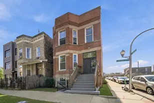 2825 W Walnut St, Chicago, IL 60612 - Photo 1