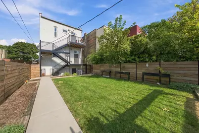 2825 W Walnut Street, Chicago, IL 60612 - Photo 25