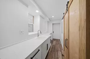 2825 W Walnut St, Chicago, IL 60612 - Photo 23