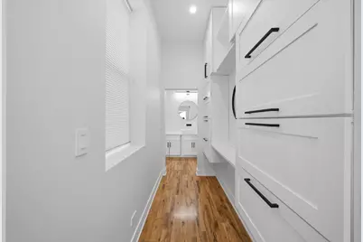 2825 W Walnut Street, Chicago, IL 60612 - Photo 9