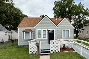 2642 Hanson St, Rockford, IL 61109 - Photo 1
