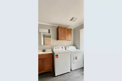 2642 Hanson Street, Rockford, IL 61109 - Photo 11