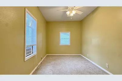 2642 Hanson Street, Rockford, IL 61109 - Photo 9