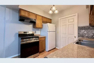 2642 Hanson Street, Rockford, IL 61109 - Photo 5