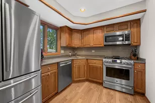 1476 Worden Way, Elk Grove Village, IL 60007 - Photo 13