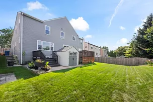 2072 Norwich Dr, Bartlett, IL 60103 - Photo 45