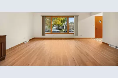 3927 N Pontiac Avenue, Chicago, IL 60634 - Photo 5