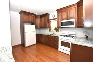 2918 N 74th Ave, Elmwood Park, IL 60707 - Photo 3