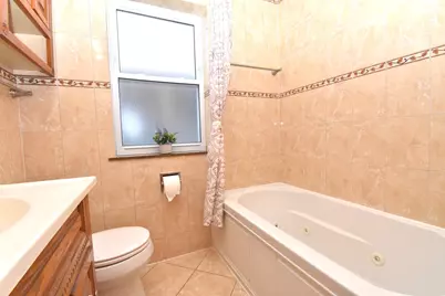 2918 N 74th Avenue, Elmwood Park, IL 60707 - Photo 9