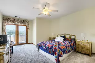 11035 Deblin Ln, Oak Lawn, IL 60453 - Photo 9