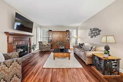 1 Fernwood Court, Algonquin, IL 60102 - Photo 9