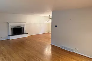 864 Bittersweet Dr, Northbrook, IL 60062 - Photo 3