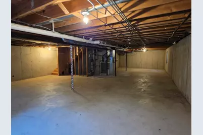 5475 Savoy Drive, Lake in the Hills, IL 60156 - Photo 17