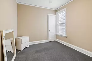 5245 W Carmen Ave, Chicago, IL 60630 - Photo 5